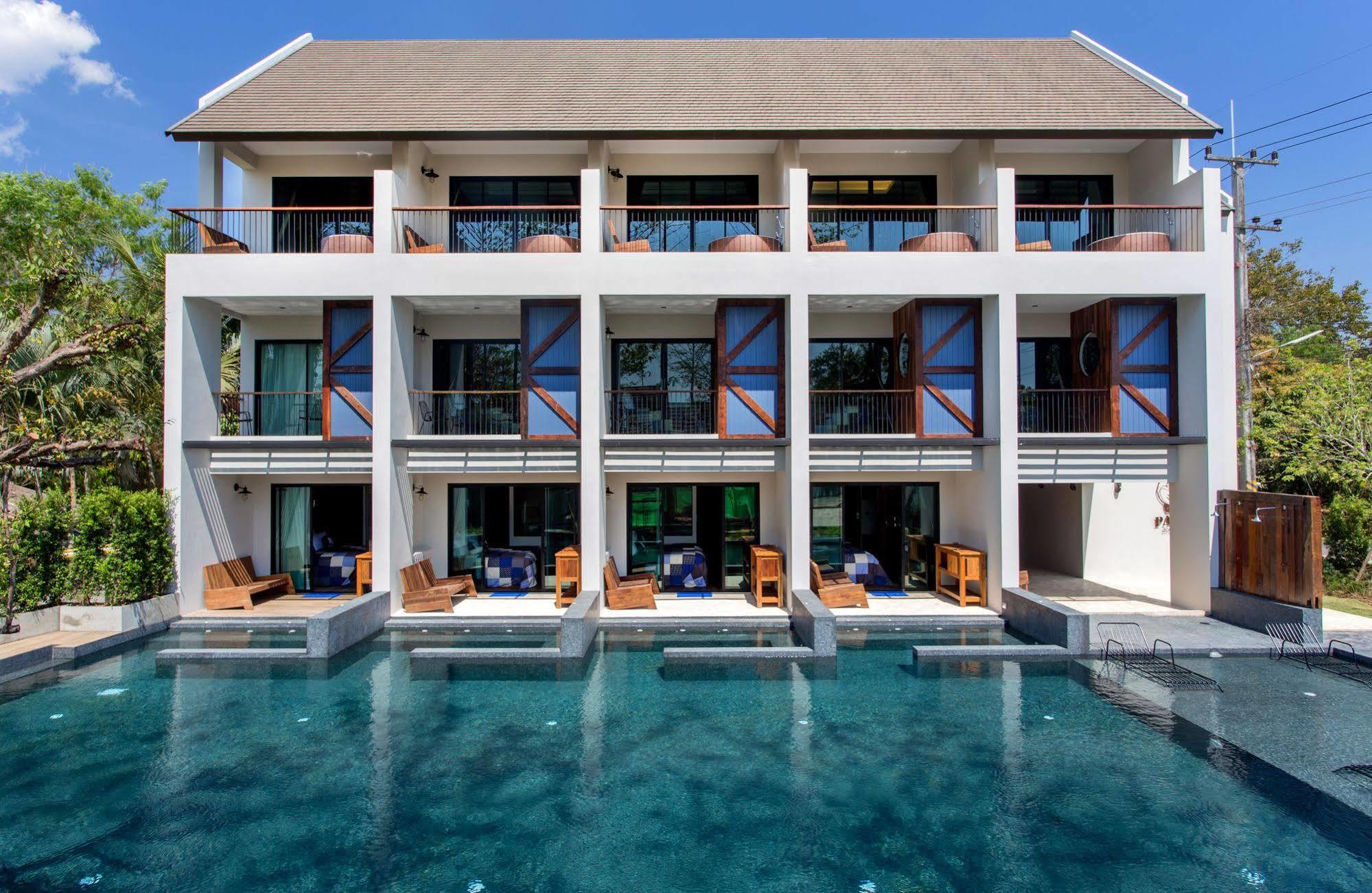 Pawtel Otel Mae Rim Dış mekan fotoğraf